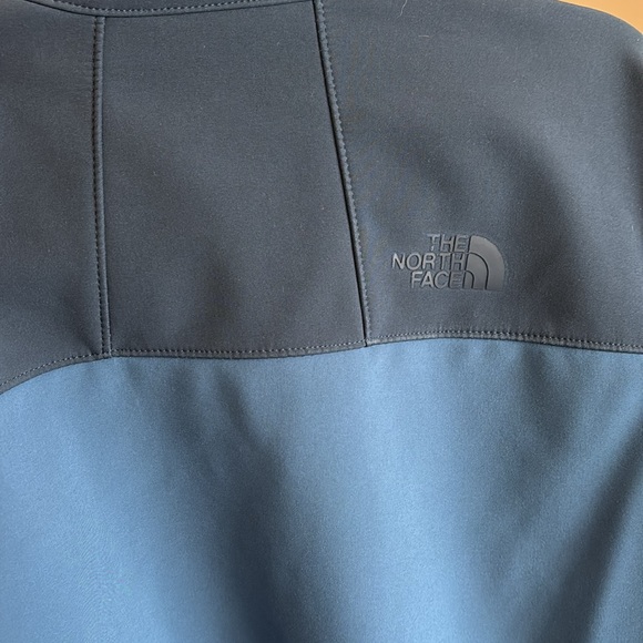The North Face Jacket - Picture 3 of 10
